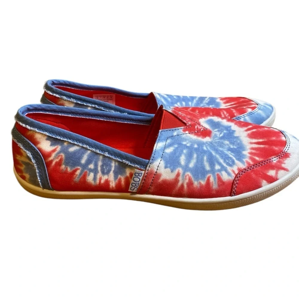 Bobs by sketchers B Cute Charmed Flower Alpargata Red White Blue Women’s Size 10